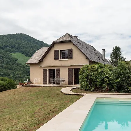 Holiday home Delb Arthez-d'Asson
